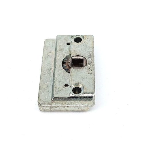 MACO - kilincsáttét - D=5.8 mm.