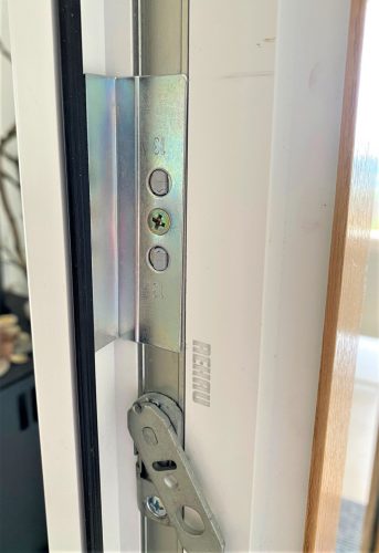 ROTO - mágneses huzatzár - egyszárnyú ajtóhoz