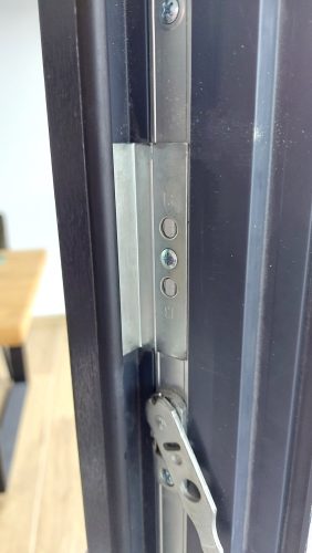 ROTO - mágneses huzatzár - kétszárnyú ajtókhoz