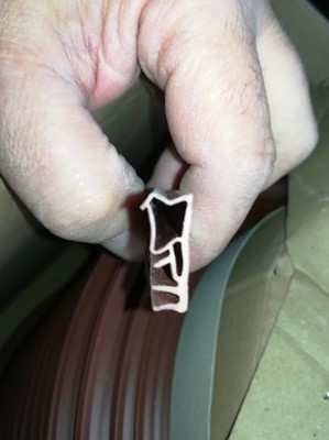 Fa ajtó és ablak gumitömítés